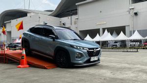 Harga Rocky Hybrid Mepet dengan Fronx, Begini Kata Suzuki