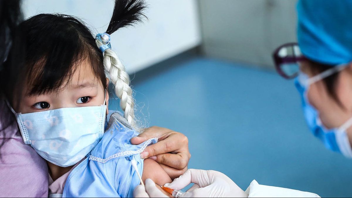 美国开始为5岁以下儿童接种COVID-19疫苗，拜登总统：最后，安心