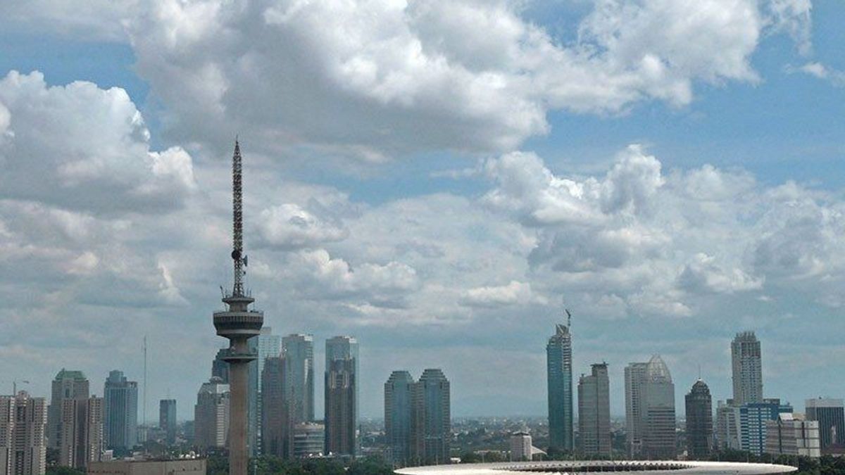 今日の天気、インドネシアの多くの大都市は晴れて曇りが予報されています