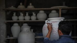 Asaki Sebut Tiga Kebijakan Pemerintah Ini Tingkatkan Kinerja Industri Keramik Nasional