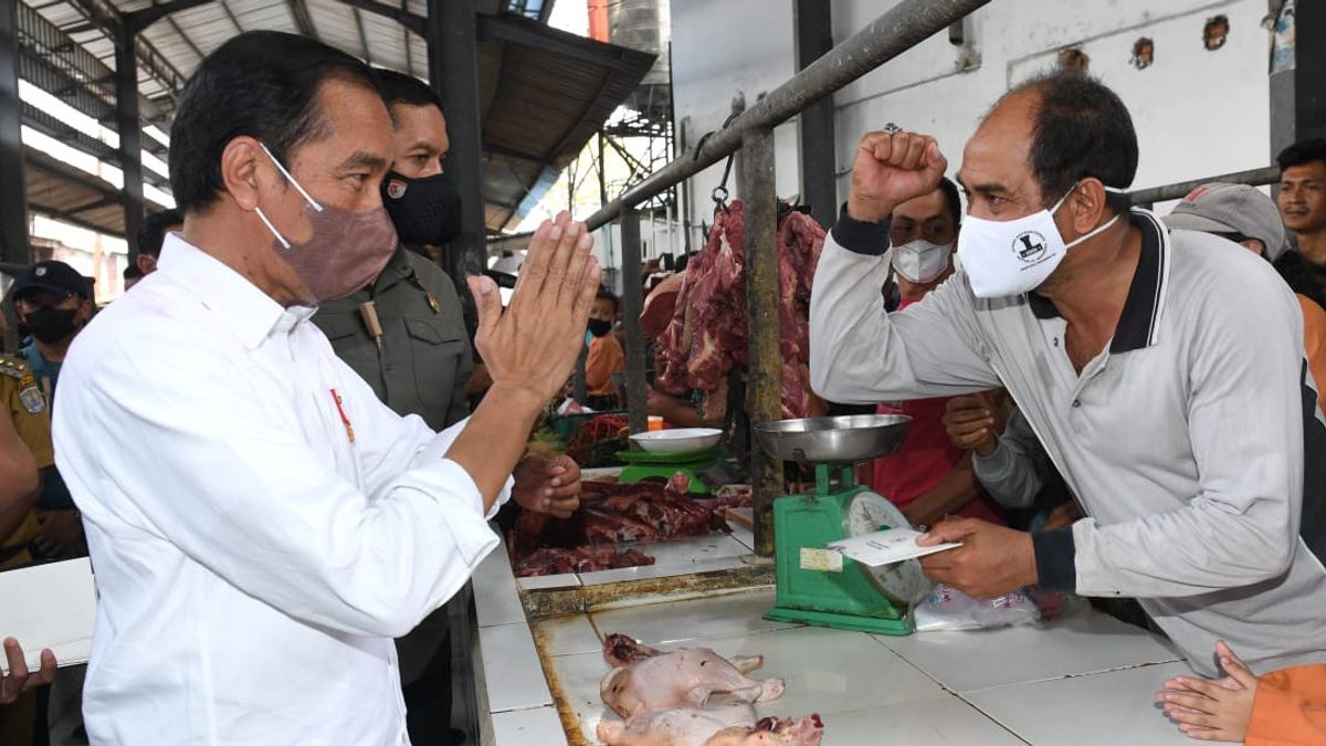 Dikasih Bantuan Modal dari Jokowi, Pedagang di Binjai: Kalau Bisa Pak Jokowi Sering ke Sini