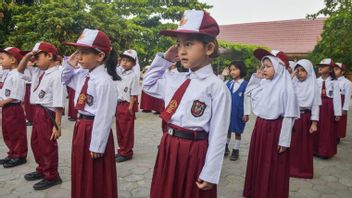 Bali Pastikan 100 Persen Siswa Miskin Ekstrem Bisa Dapat Sekolah Negeri
