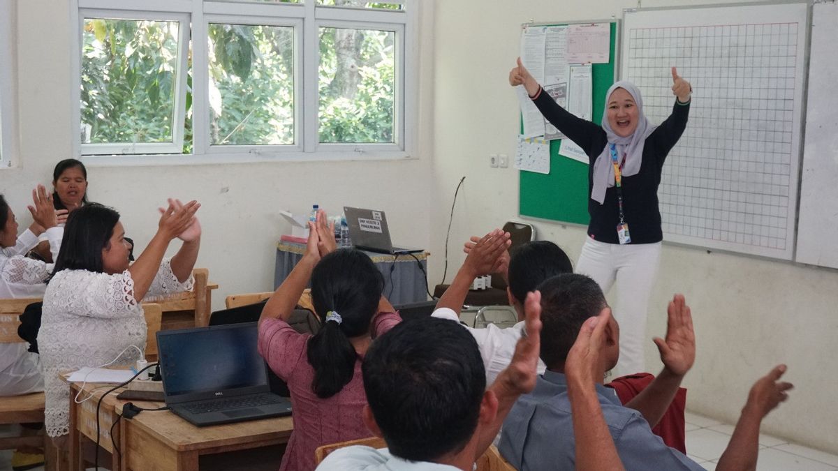 EF Kids & Teens Indonesia Strengthens The Teaching Ability Of English Teachers In The Super Priority Tourism Area Program Area