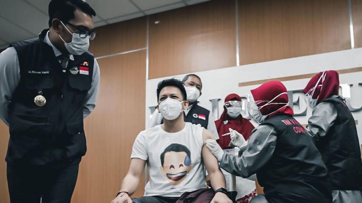 Total Warga Indonesia Sudah Disuntik Vaksin <i>Booster</i> 65,37 Juta Orang