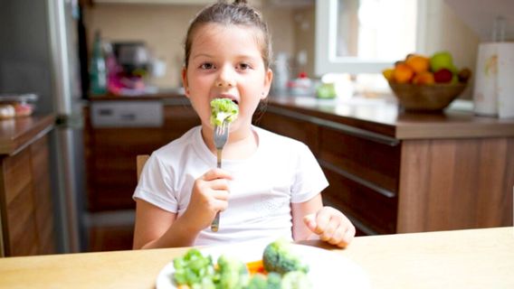 健康に見える子供、実際には栄養失調:隠された飢餓に注意してください