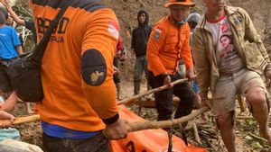 Personel Basarnas Makassar Masih Mencari 2 Orang Hilang Akibat Longsor di Toraja