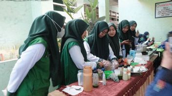 Kelor Leaf Ice Cream Prevention Stunting Innovation Of Health Workers At Gowa Health Center