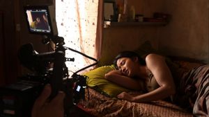 Claresta Taufan Dilema dalam Teaser Film <i>Pangku</i>