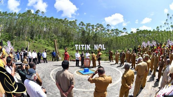 Lagi Baik, Rocky Gerung Usul Jokowi Bikin Jambore di IKN: Kalau Minyak Goreng Sudah Tidak Langka