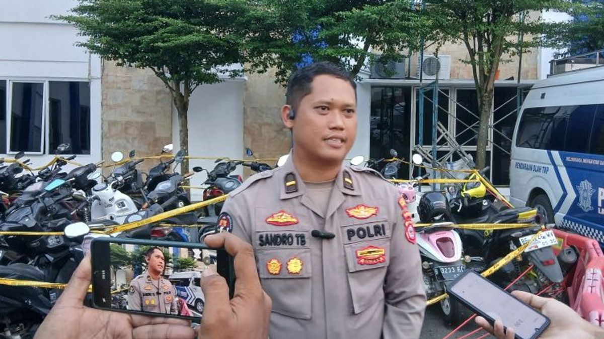 पुलिस ने पोकोंग के आतंक की सामग्री के प्रसार की जांच की