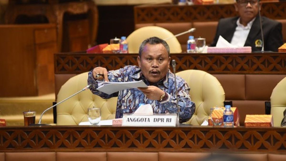 Senior Party Sues AHY To PTUN About Dismissal, Andi Mallarangeng Sprayed By Jhoni Allen About Hambalang