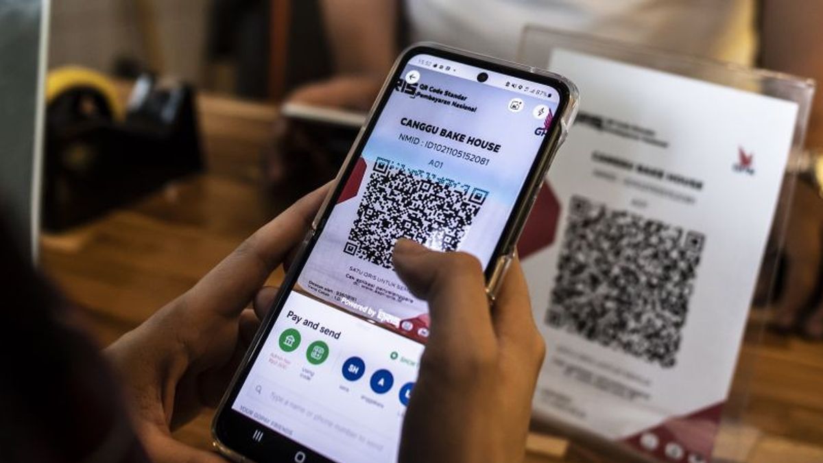 Economists Call The PDP Law To Make Consumer More Comfortable In Digital Transaction
