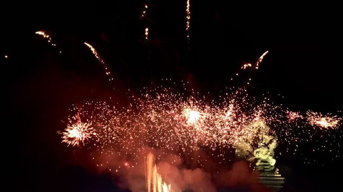 Malam Pergantian Tahun di GWK Bali Dimeriahkan dengan Musical Firework