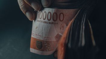 PSBB Bikin Rupiah Jumat Dibuka Melemah ke Rp14.900-an, Menuju Rp15.000?