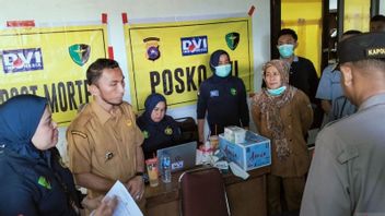Polda Sumbar Serahkan 8 Jenazah Korban Tewas Kecelakaan Maut Bus ALS ke Keluarga