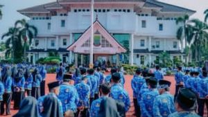    Ribuan Pensiunan PNS Karawang Tagih Uang <i>Kadeudeuh</i> Rp14 juta ke Korpri
