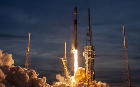 SpaceX Luncurkan 23 Satelit ke Konstelasi Starlink