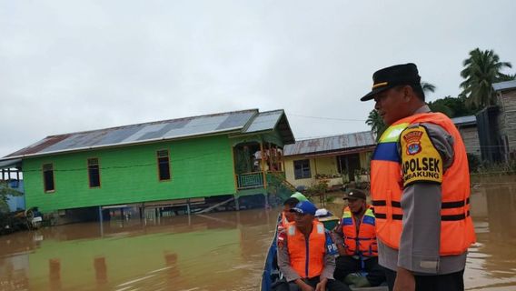 13 Villages à Nunukan, Kalimantan Du Nord, Inondés