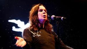 Keluarga Ozzy Osbourne Dibuat Geram oleh Pernyataan Kontroversial Becky Lynch