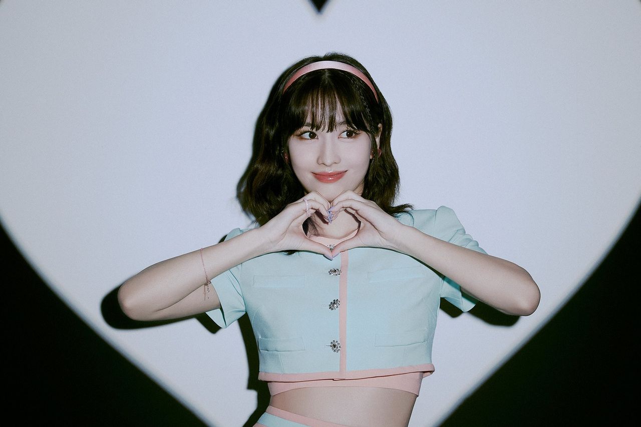 Singing Korean Drama OST <i>Full House</i>, Momo TWICE Praised By Netizens