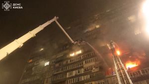 Rusia Bombardir Ukraina dengan 300 Drone-37 Rudal, Sasar Fasilitas Energi hingga Bikin Listrik Padam