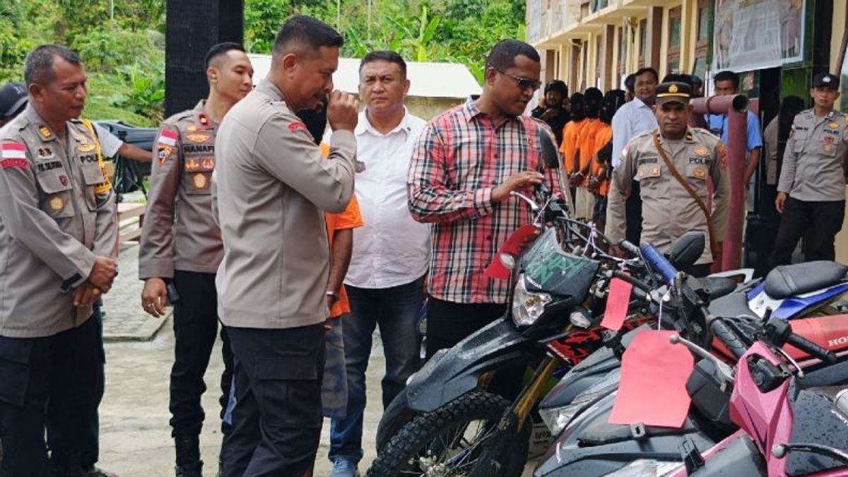 Jayapura Police Confiscate 18 Motorcycles Allegedly Stolen At The RI-PNG Border