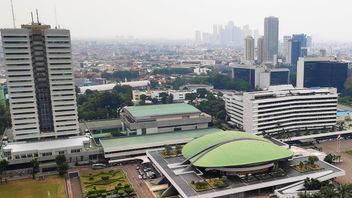 'Jangan-jangan Bukan Cuma Pamdal, Posisi Lain di DPR Bisa Juga Titipan'