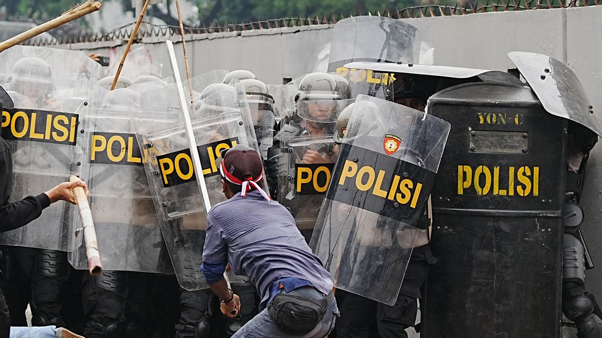 Publik Patut Skeptis Terhadap Pembentukan Tim Transformasi Reformasi Polri