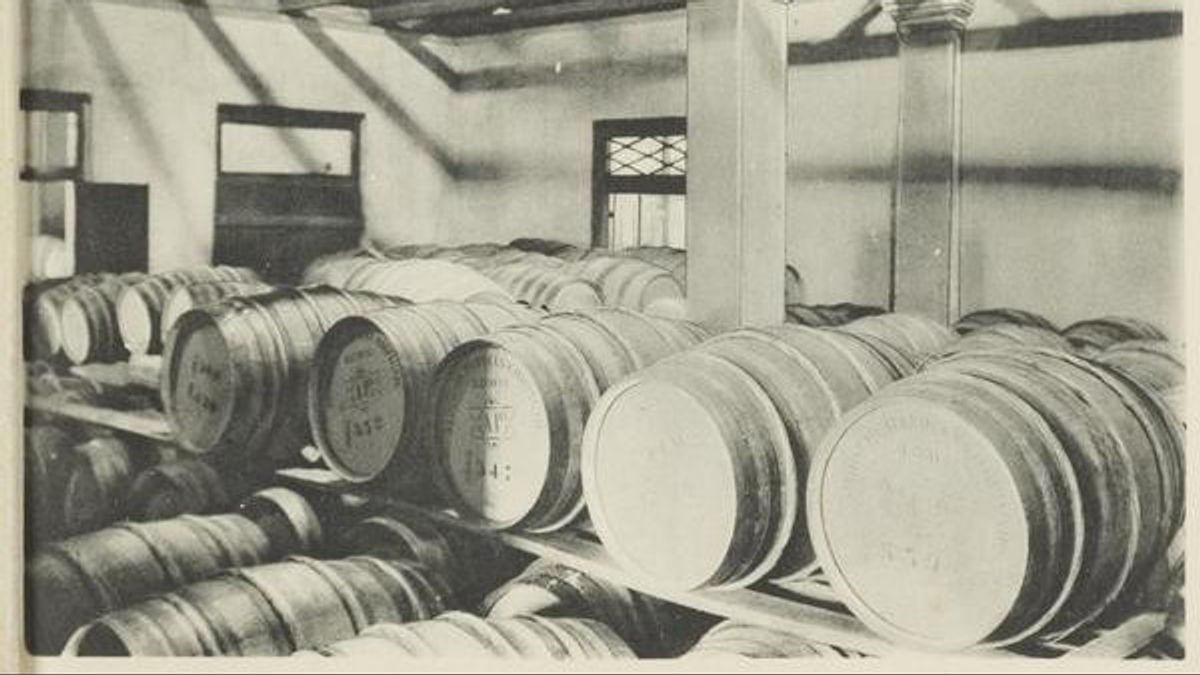 喝巴达维亚阿拉克（Batavian Arak）或死：当酒精饮料预防荷兰时代的疾病时