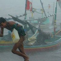 Waspada! Hujan Lebat dan Petir Mengintai Sejumlah Kota Besar Indonesia