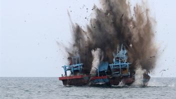 Vice President Jusuf Kalla Asks Susi Pudjiastuti To Stop Sinking Ships In History Today, January 9, 2018