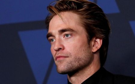 Karantina COVID-19 Robert Pattinson Berakhir, Syuting The Batman Mulai Lagi