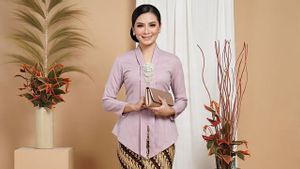 Baju yang Cocok untuk Ibu yang Menghadiri Wisuda Anaknya, Ini Jenis-jenisnya