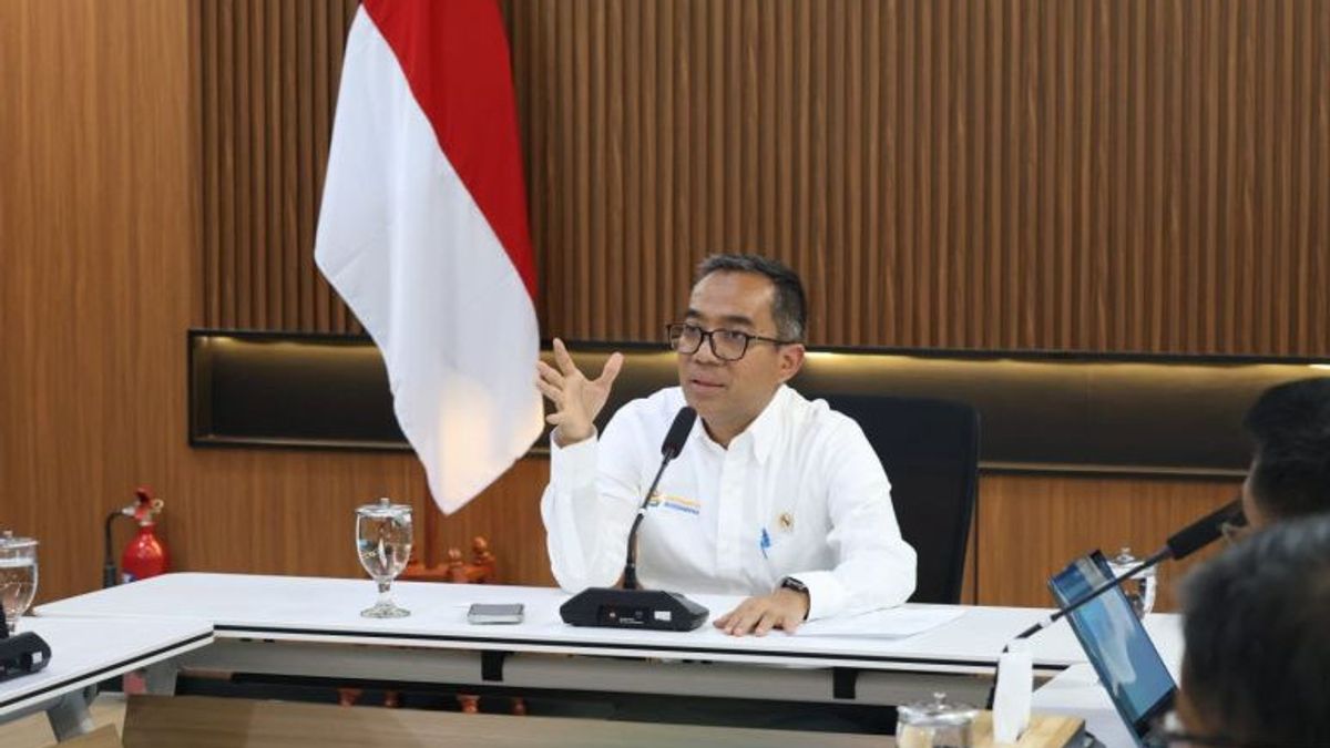 Trump Skrining Mahasiswa Asing di AS, Mendiktisaintek Jamin Jaga Hak Pelajar Indonesia