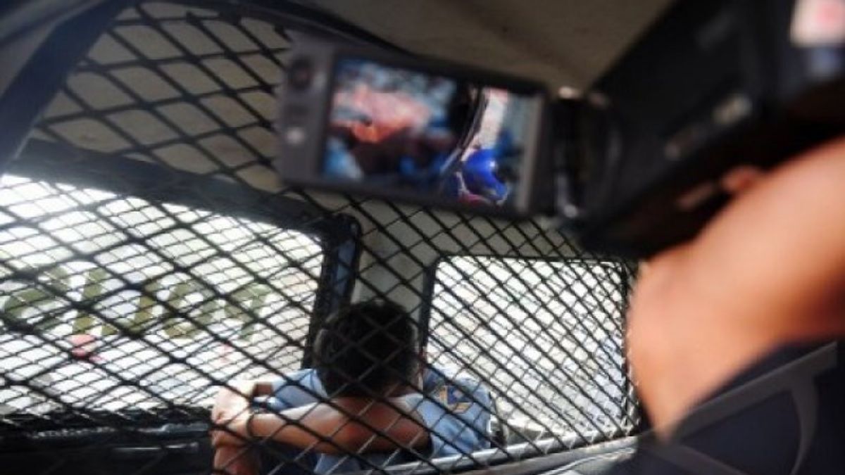 梳邦使用Sajam的斗殴造成1名青少年死亡,警察:由Medsos IG的挑战引发