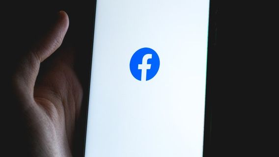 网络安全专家说， Facebook 、Instagram 和 Whatsapp 的原因因人为错误而下降