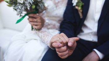 ラマダンでの結婚の法則は、断食をキャンセルしない限り許可されています