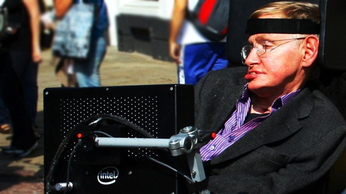 Retour Sur La Célèbre œuvre De Stephen Hawking, Une Brève Histoire Du Temps