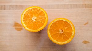 Alasan Penting Mengapa Kita Perlu Mengonsumsi Vitamin C Secara Berkala 