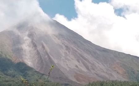 PVMBG Naikkan Status Gunung Karangetang Jadi Siaga Level III