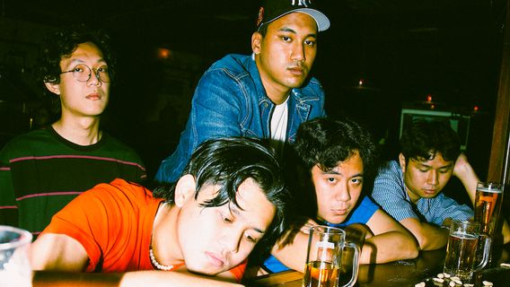 Ringgo 5 Suguhkan Bebunyian Pop Punk yang Dibalut Produksi Vokal Ala Boyband dalam Single Baru