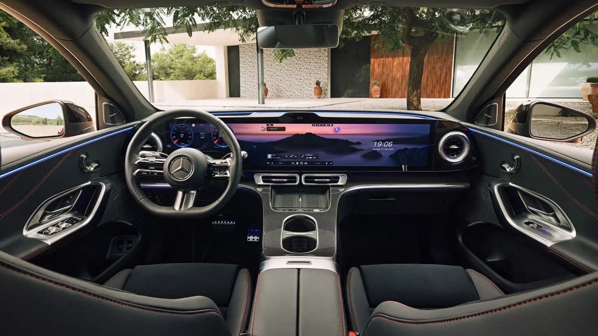 Kembalikan Tombol Fisik, Mercedes-Benz Akui Layar Sentuh Berlebihan Kurang Efektif