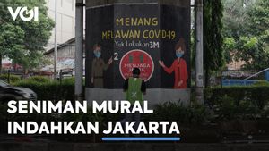Seniman Mural Indahkan Jakarta