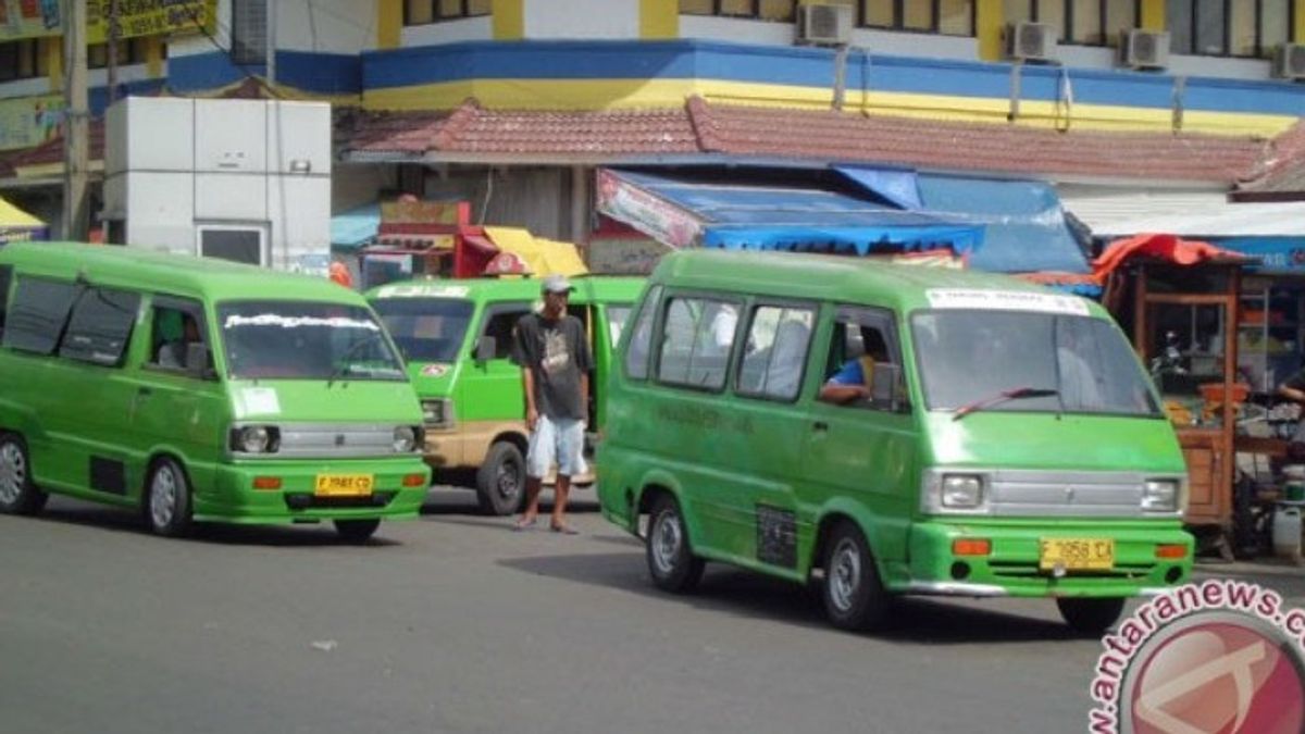 西爪哇省政府准备60亿印尼盾，在2026年伊斯兰节日前夕关闭Angkot到Becak