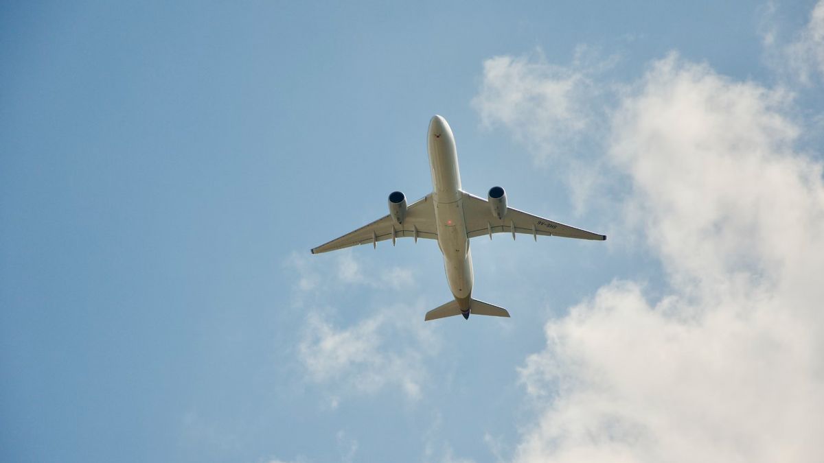 激烈的情况,航空公司现在正在避开黎巴嫩 - 伊朗领空