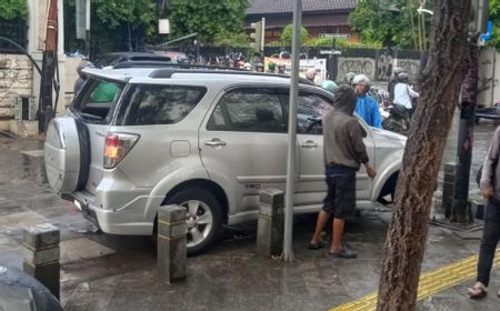 Bocah 9 Tahun Nyetir Toyota Rush Tabrak Tiang di Kemang Jaksel karena Terobsesi Game Online