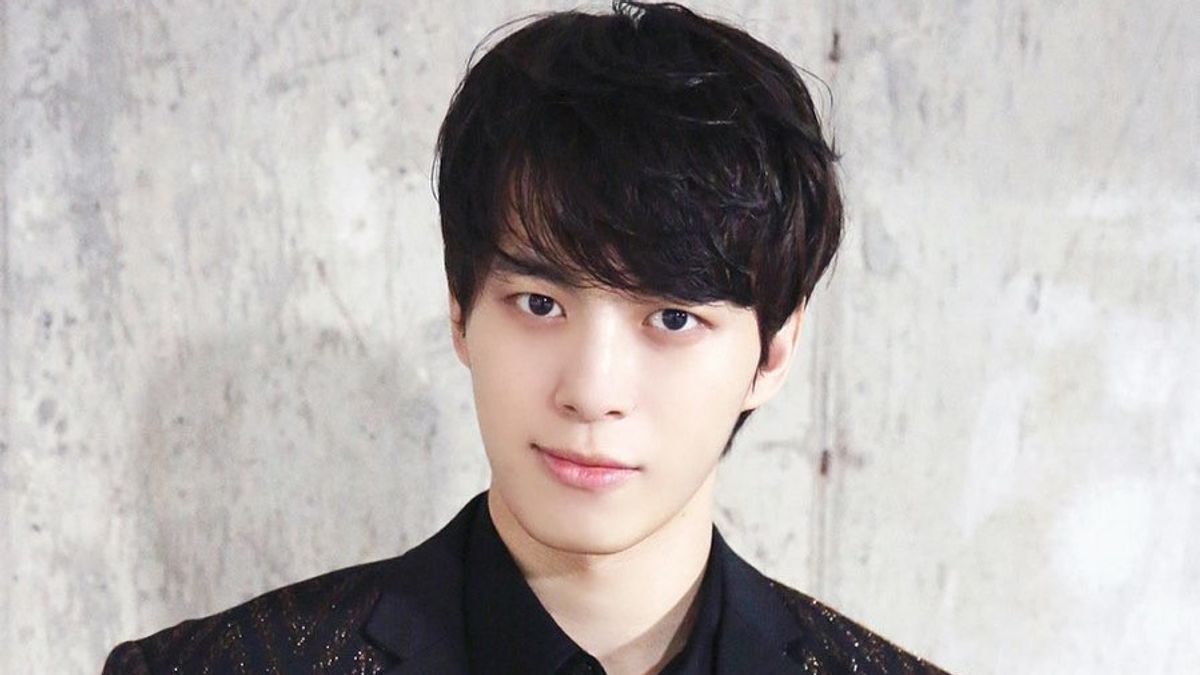 Hongbin, Formerly Of VIXX, Is Officially In The Military