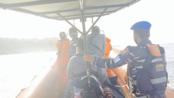 يواصل فريق الوكالة الوطنية للبحث والإغاثة البحث عن المفقودين من ضحايا السفينة المحترقة في جزر سولا