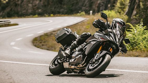 La Suzuki GSX-S600GX vient de sortir au Japon, le prix est le plus important