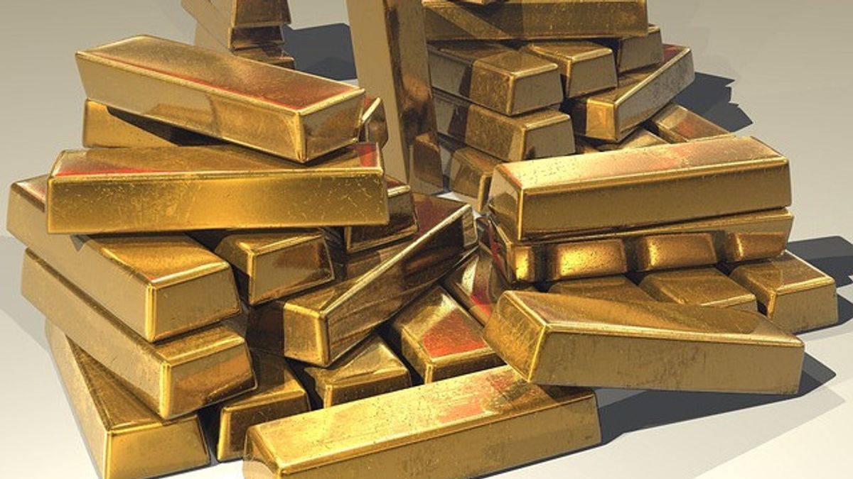 Dolar AS Jatuh, Harga Emas Menguat Catat Rekor Terbaik dalam 30 Bulan